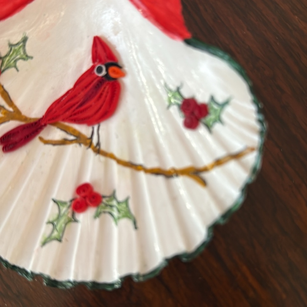 Decorative Shell with Red Cardinal Design - Picture 2 of 2